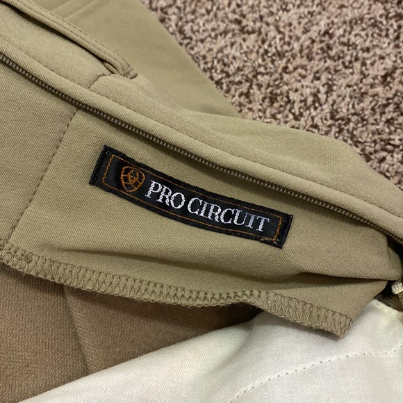 Ariat pro series Pro Circuit breeches. Like new - Picture 7 of 8